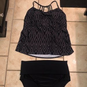 Plus size tankini swimsuit top & highwaist bottoms
